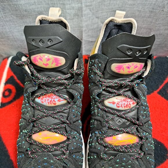 %Size 10.5 Nike LeBron XVIII 18 James Gang Men Black Pink CQ9283-002 - A2